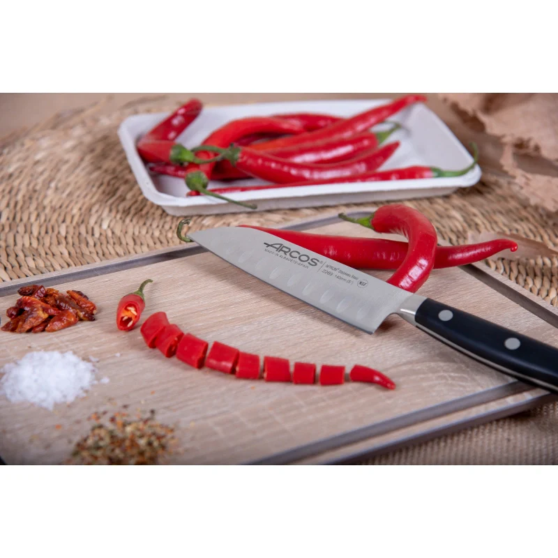 Cuchillo Santoku Serie Ópera 140 mm - Image 8