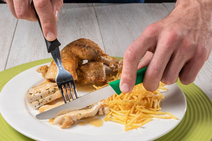 Juego mondadores + cuchillos de mesa con filo serrado - Image 8