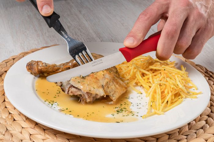 Juego mondadores + cuchillos de mesa con filo serrado - Image 9
