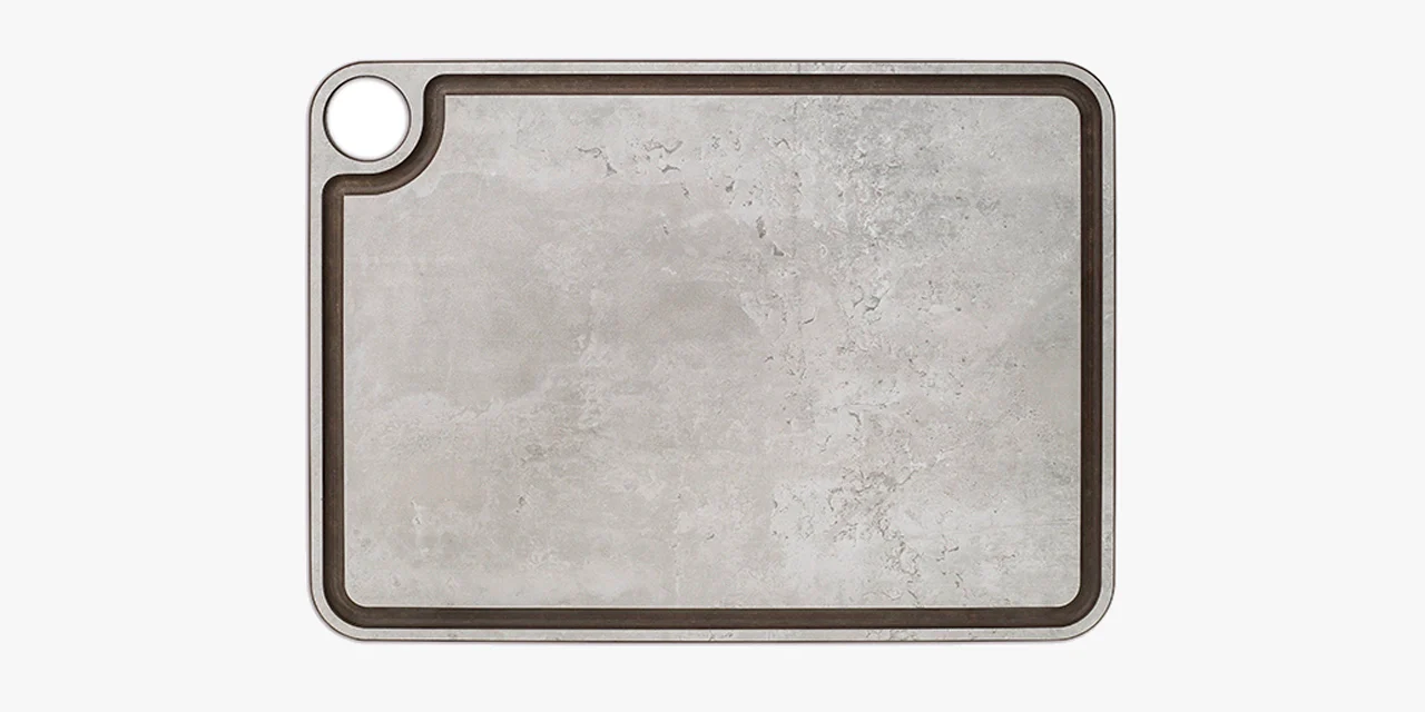 Tabla de corte gris con canal y colgador 377 x 277 mm